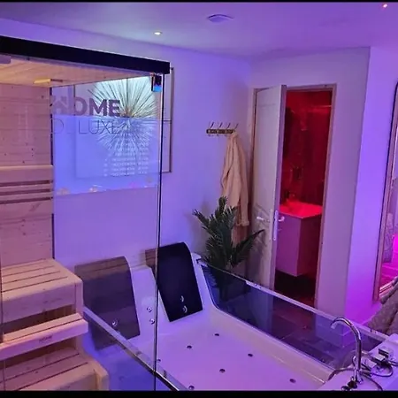 Apartment Loveroom By Limousinelyonnaise *